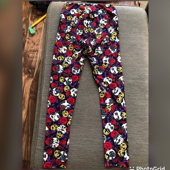 Rare Skulls Rose Halloween Leggings Lularoe OS EUC - Picture 7 of 7